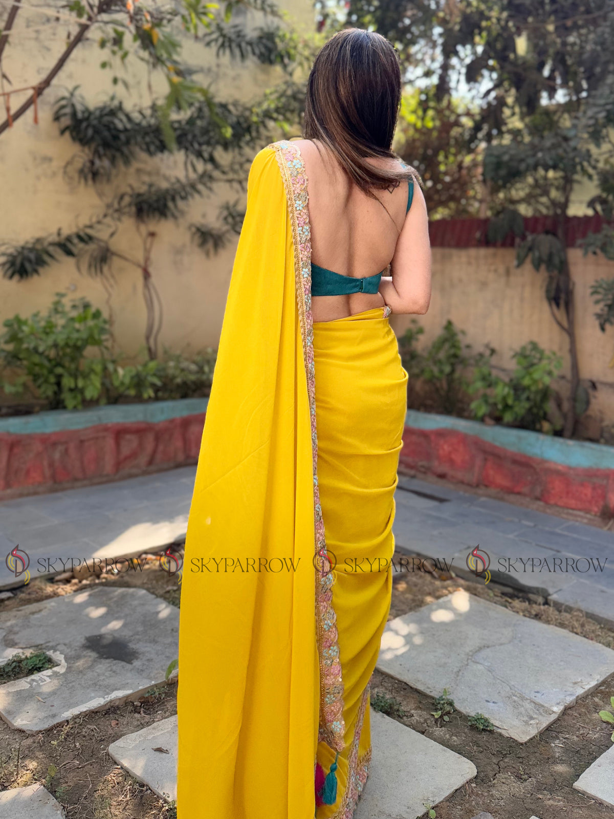 Georgette Saree with Multicolor Thread Work and Mono Silk Blouse