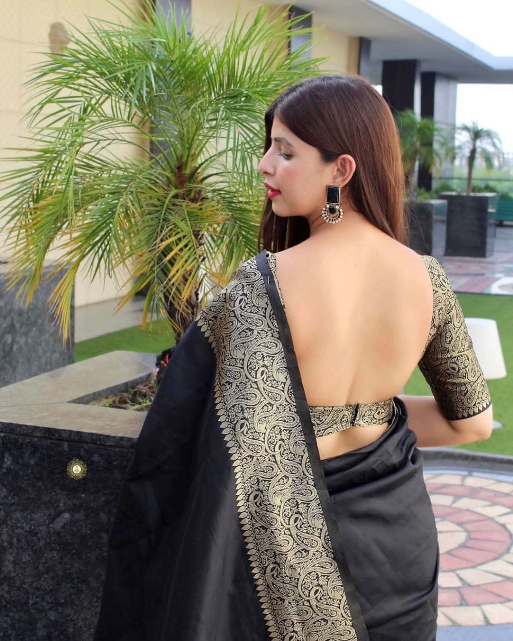 Stylish Soft Lichi Silk Jacquard All Over Saree