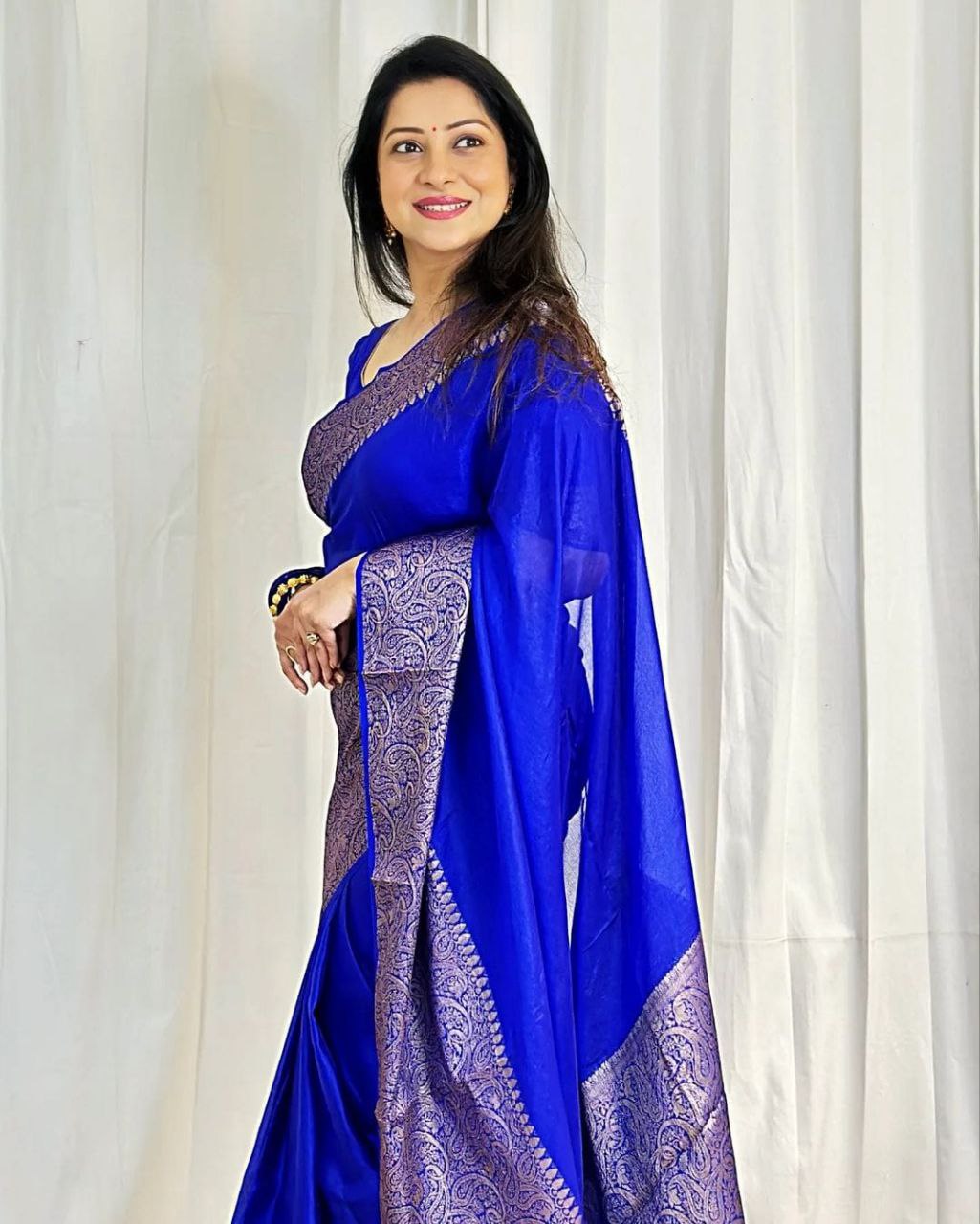 Stylish Soft Lichi Silk Jacquard All Over Saree