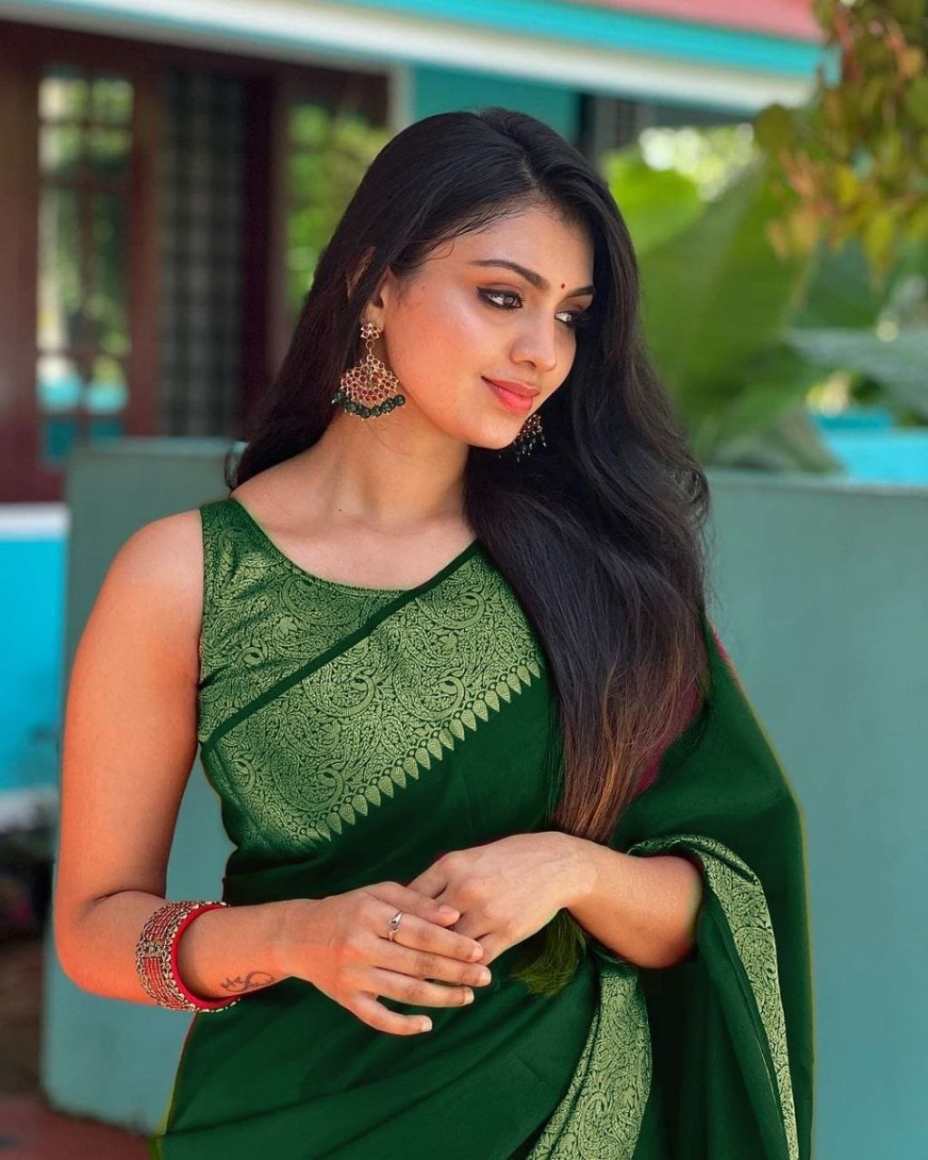 Stylish Soft Lichi Silk Jacquard All Over Saree