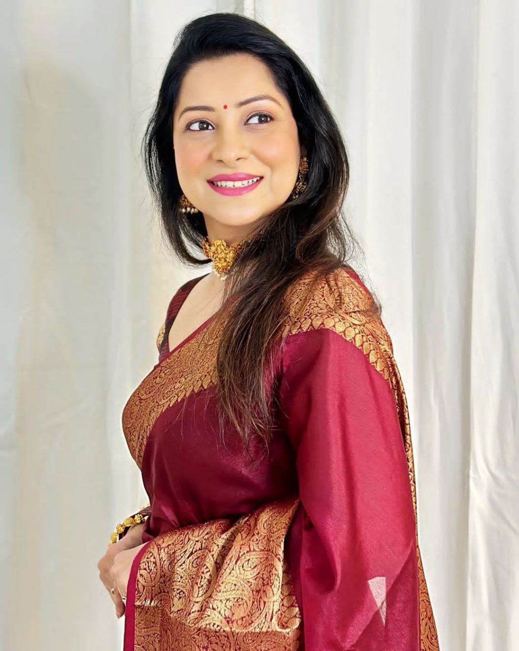Stylish Soft Lichi Silk Jacquard All Over Saree