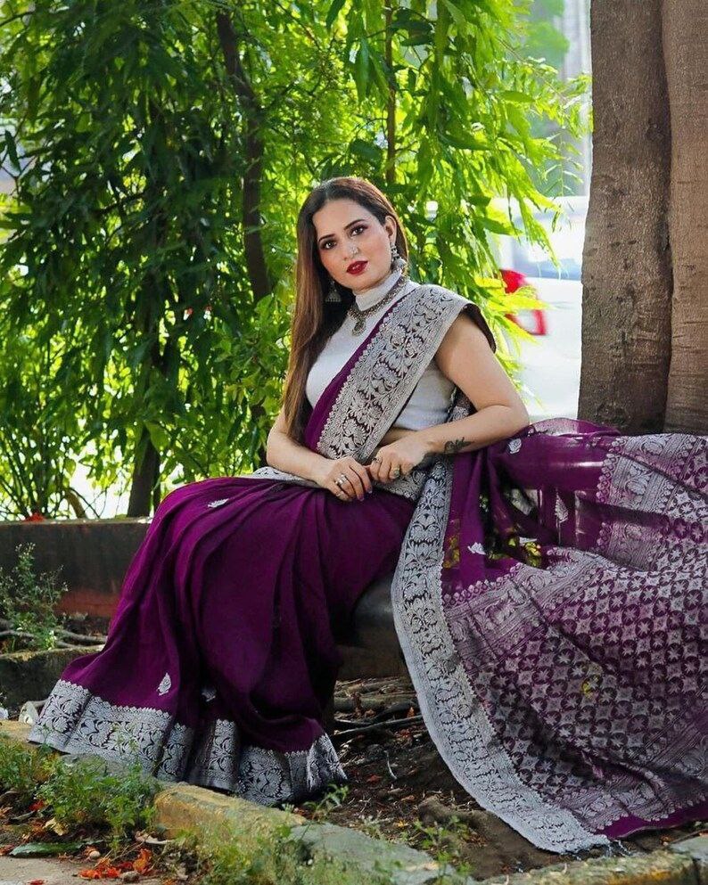 Desirable Soft Banarasi Silk Saree With Attractive Blouse Piece