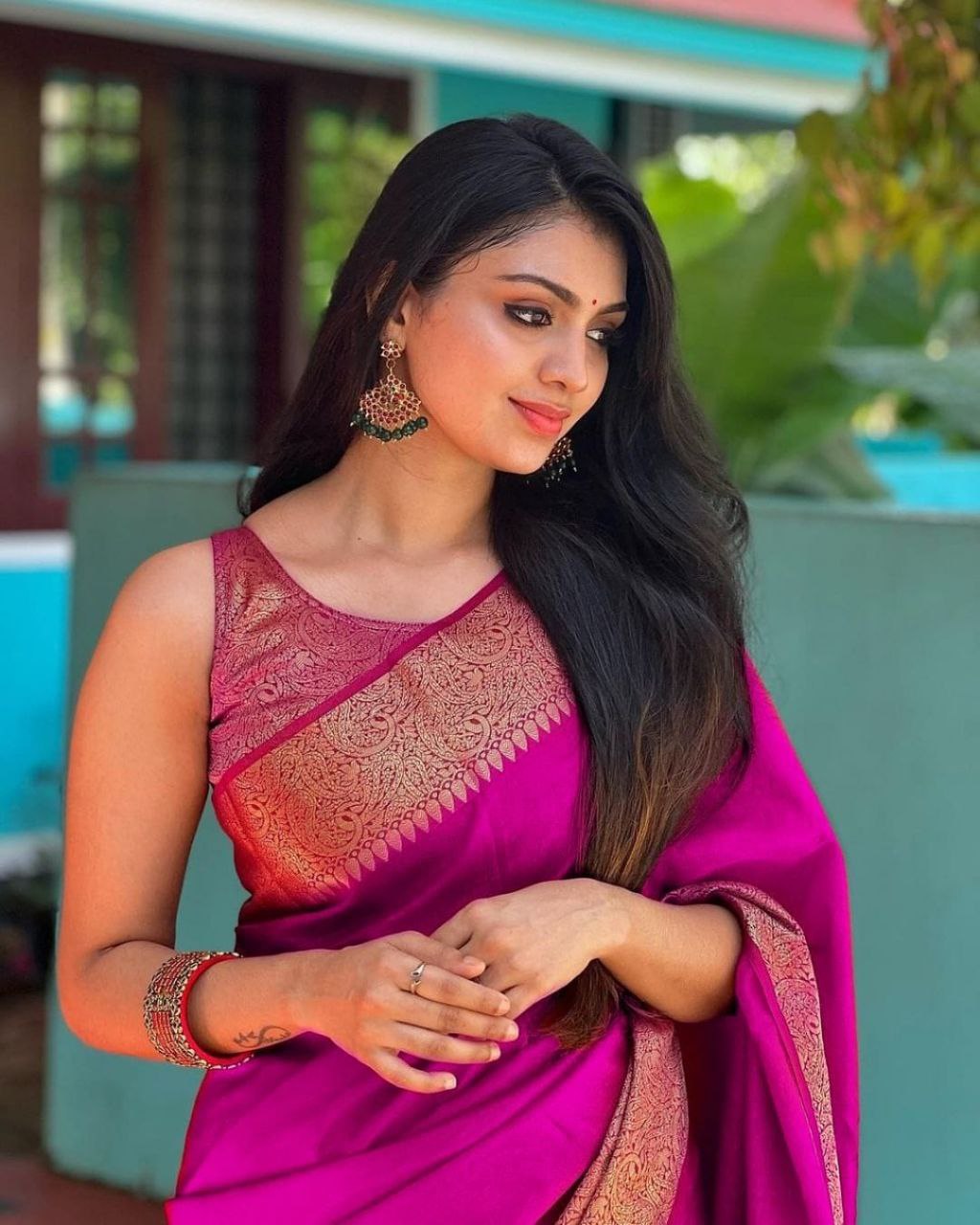 Stylish Soft Lichi Silk Jacquard All Over Saree