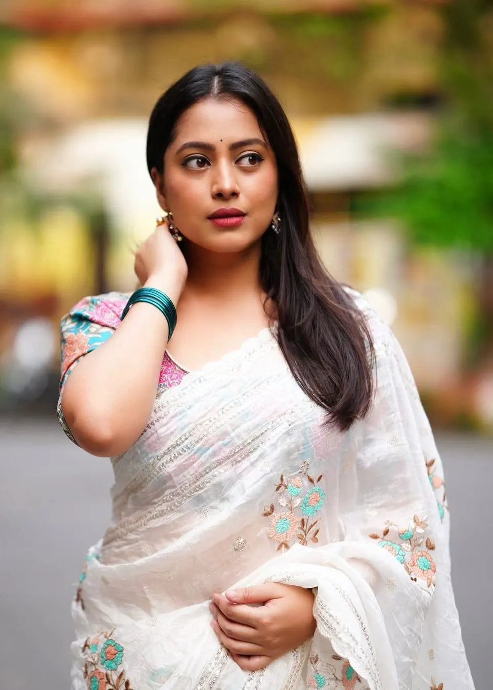 designer off white saree