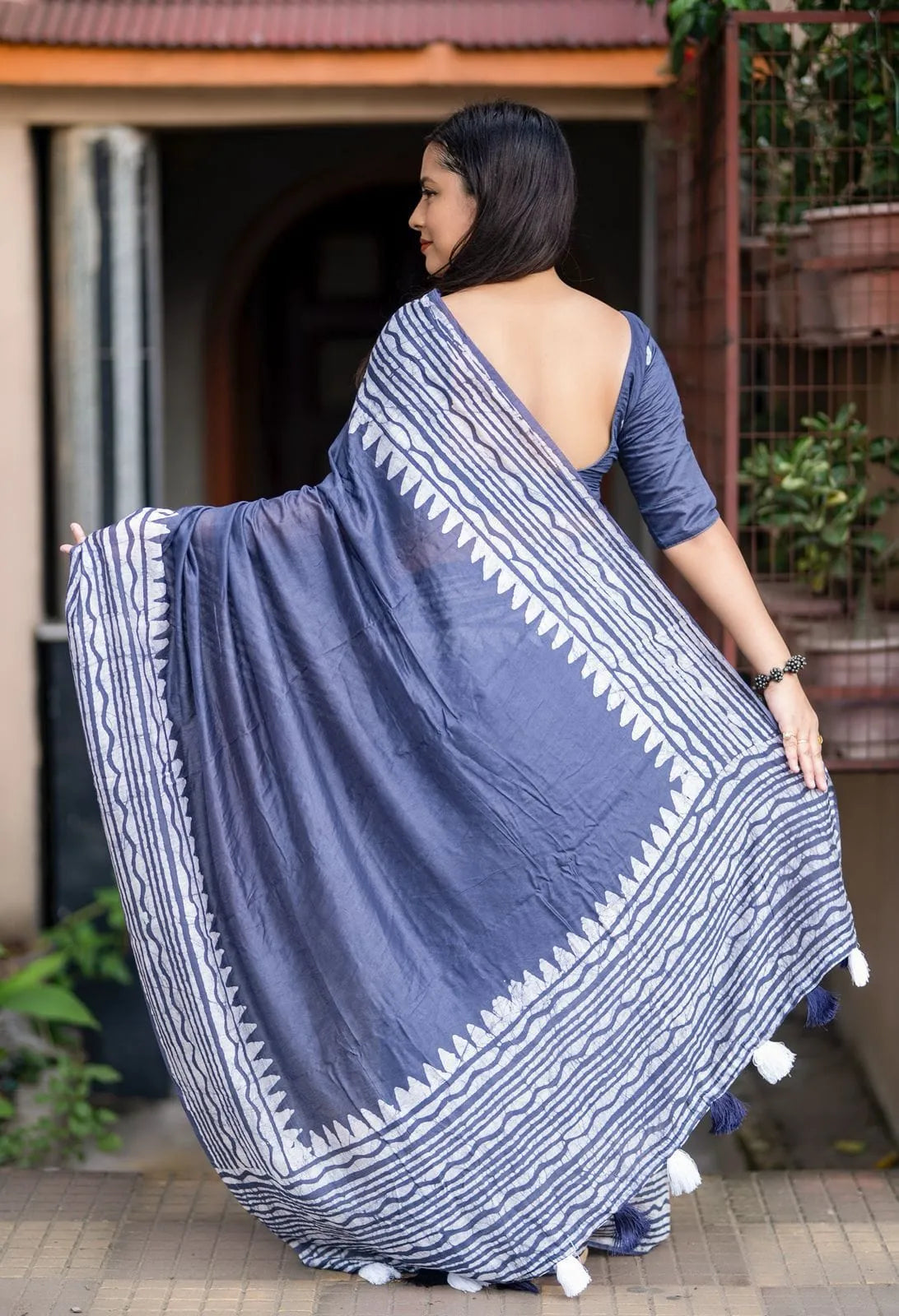 navy batik print saree