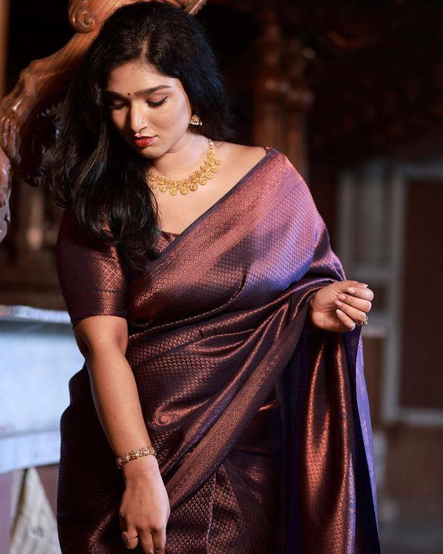 Amiable Soft Silk Saree With Divine Blouse Piece