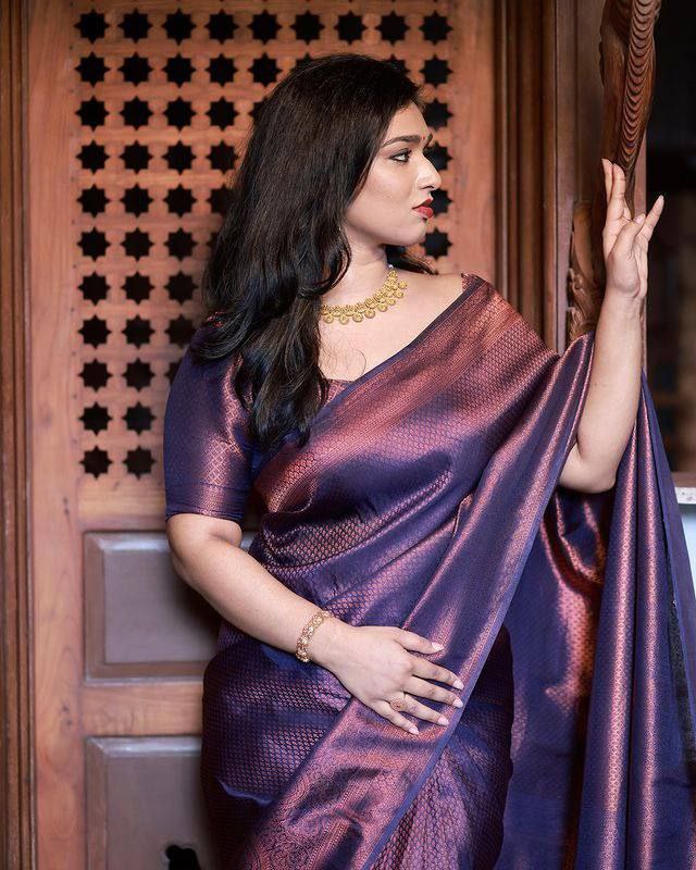 Amiable Soft Silk Saree With Divine Blouse Piece