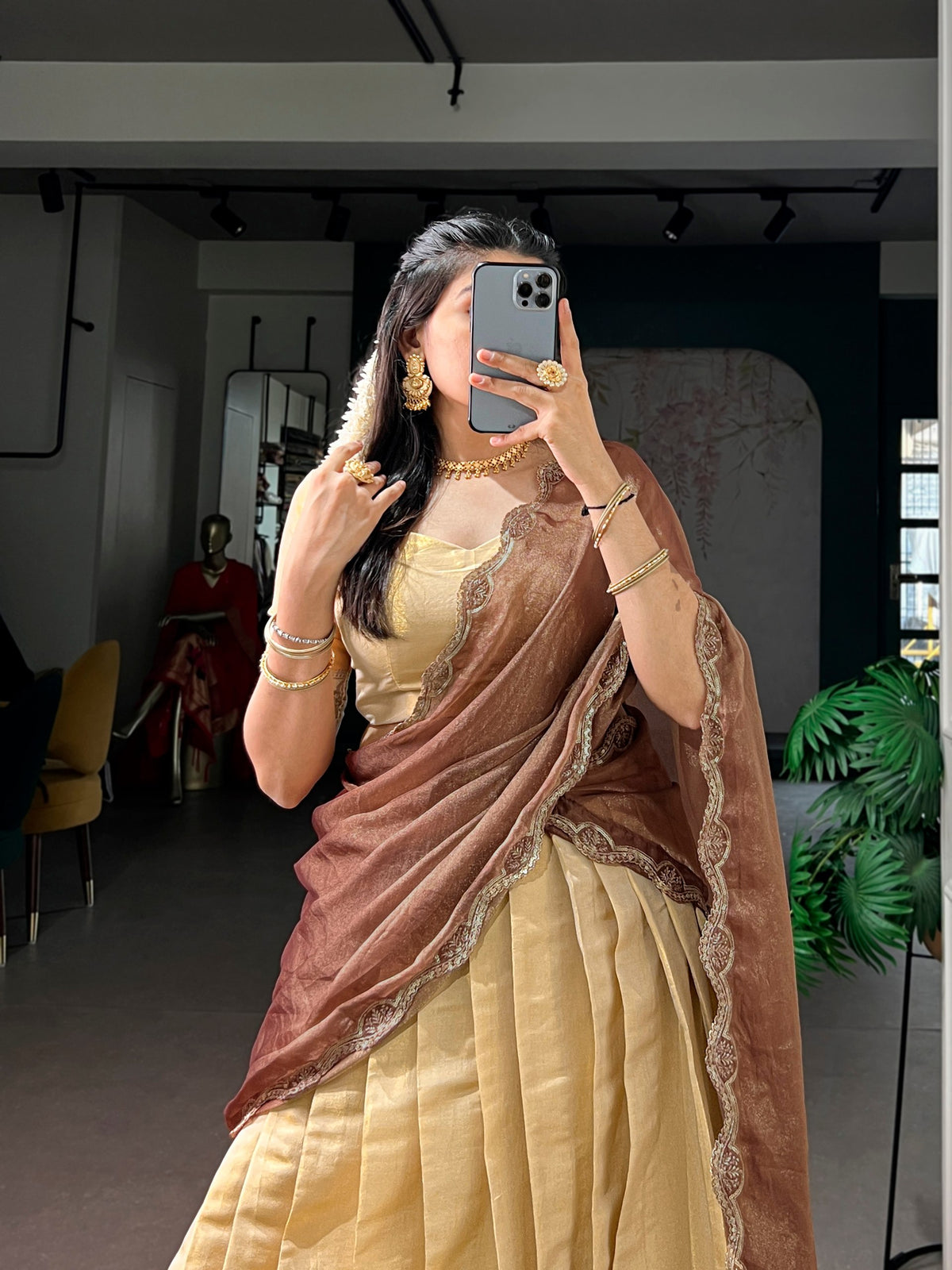 Light Golden Ivory Kanchipuram Zari Lehenga Choli Set with Mocha Dupatta