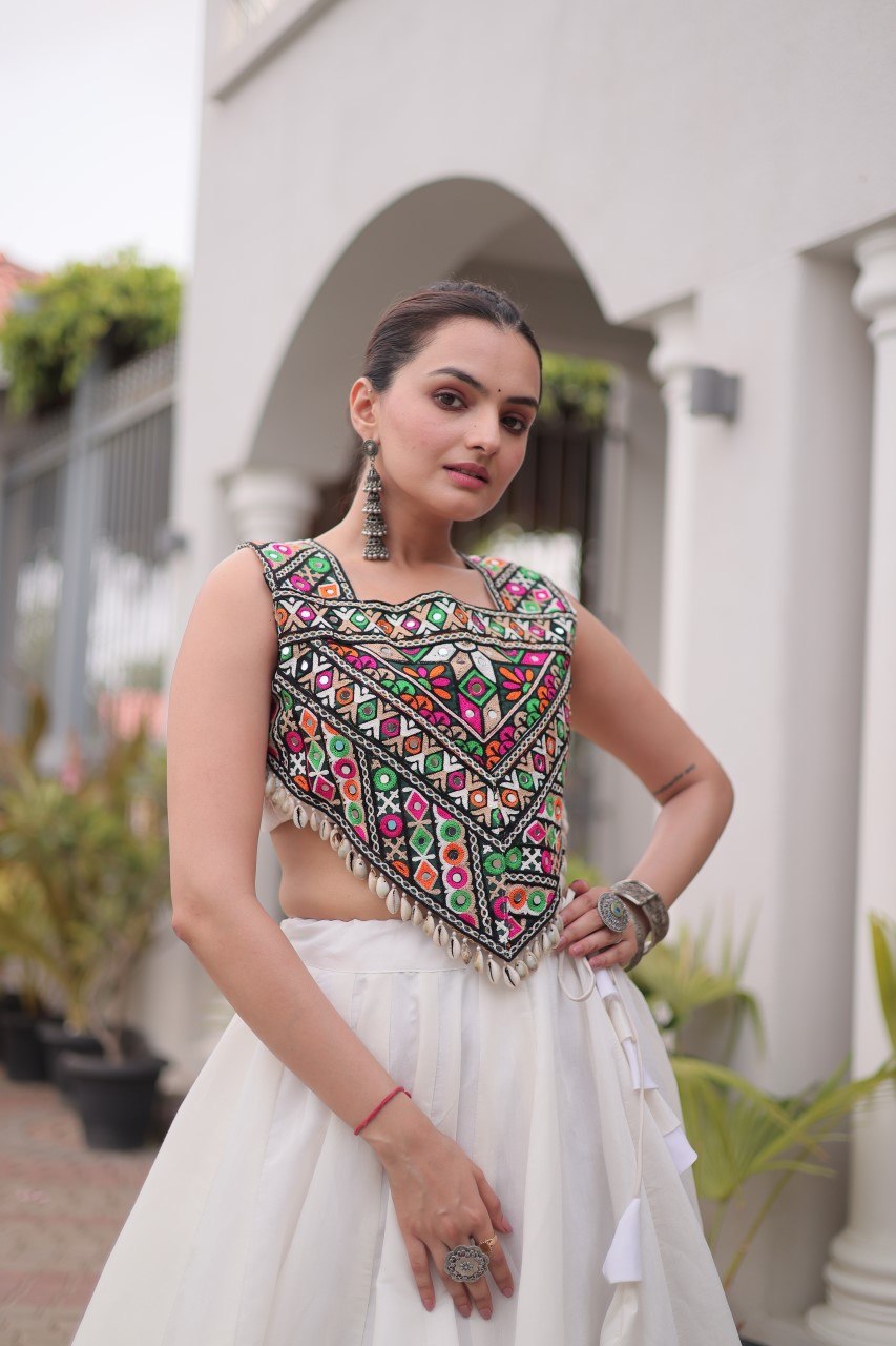 White Navratri Lehenga Choli with Kutchi Gamthi Top