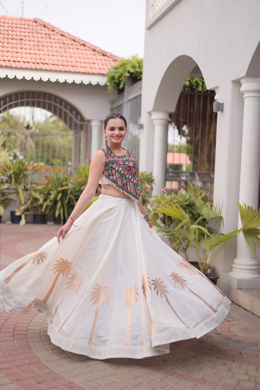 White Navratri Lehenga Choli with Kutchi Gamthi Top