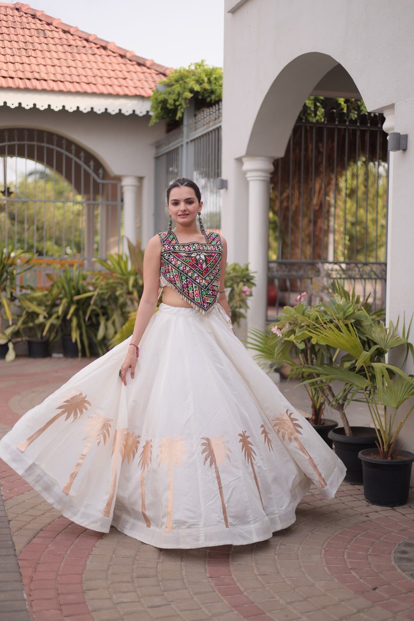 White Navratri Lehenga Choli with Kutchi Gamthi Top