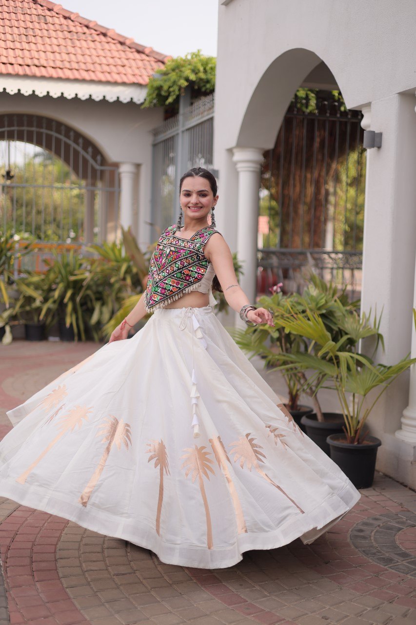 White Navratri Lehenga Choli with Kutchi Gamthi Top
