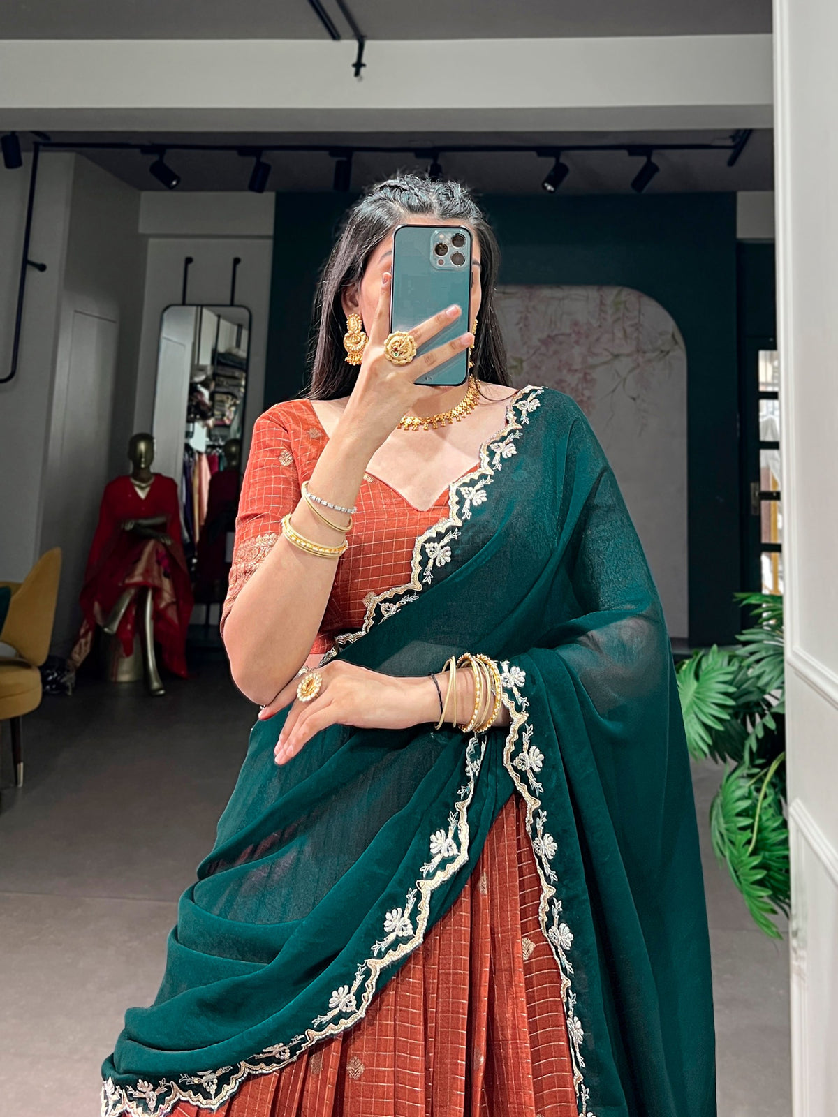 Copper Rust Chinon Checks Langa Davani Set