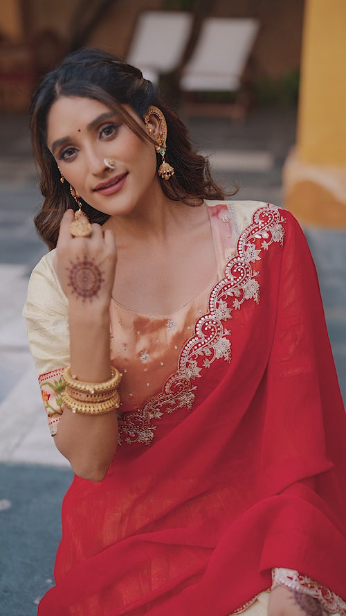 Pastel Gold Slub Kota Paithani Border Lehenga Choli with Red Dupatta product reel