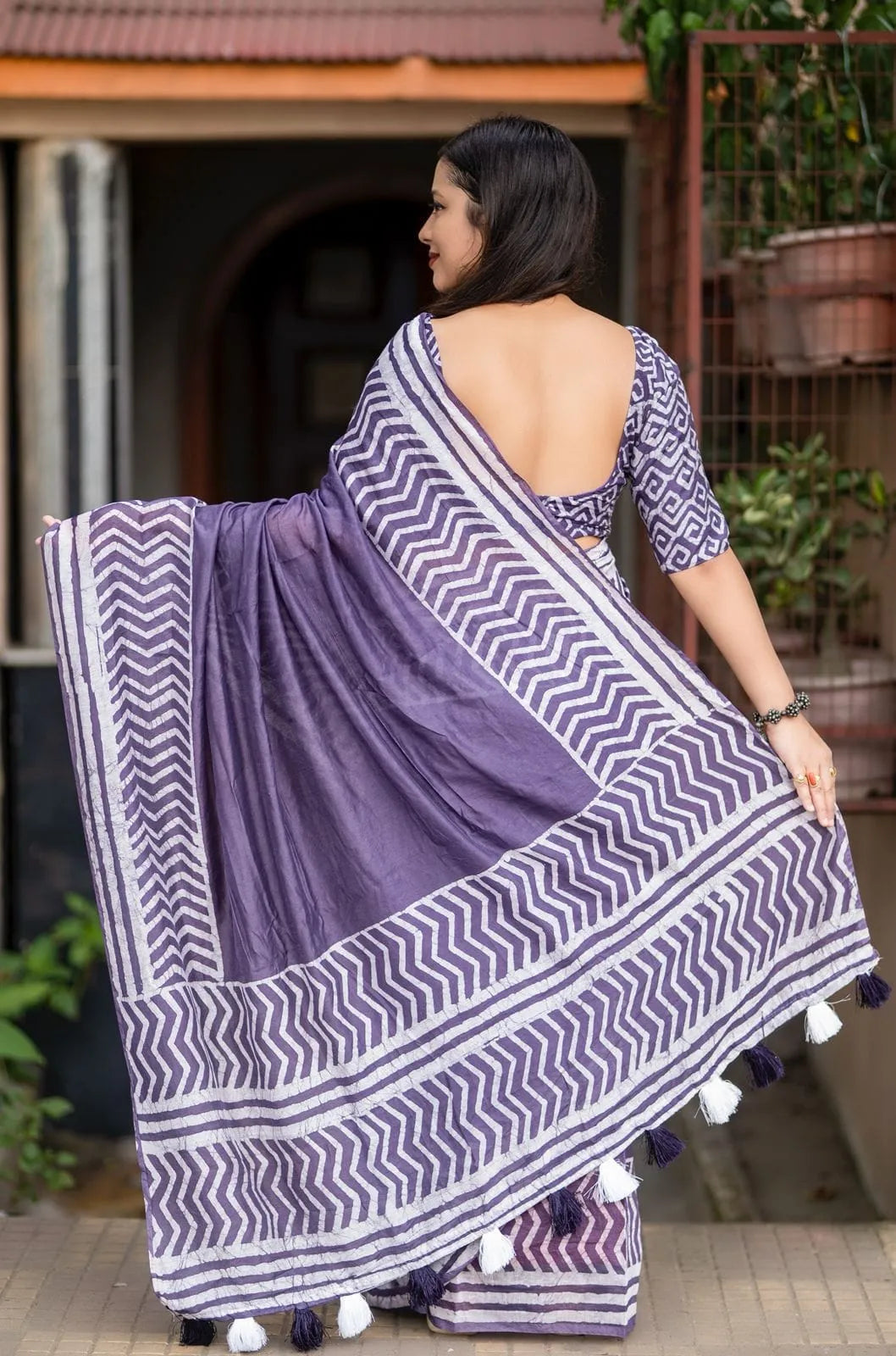 purple batik print saree